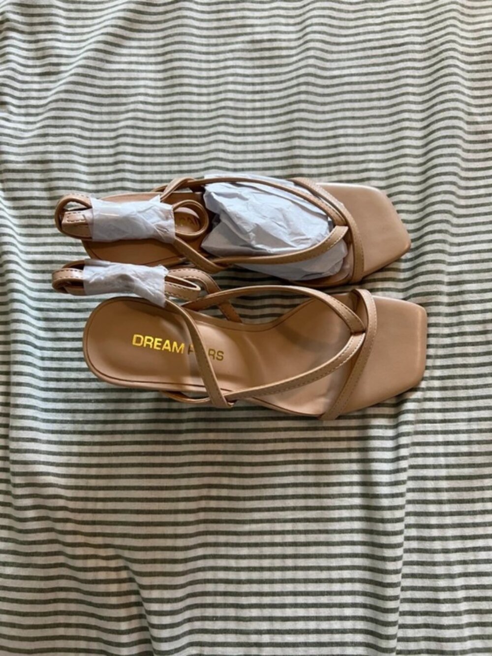 Shein heels - Picture 2 of 3